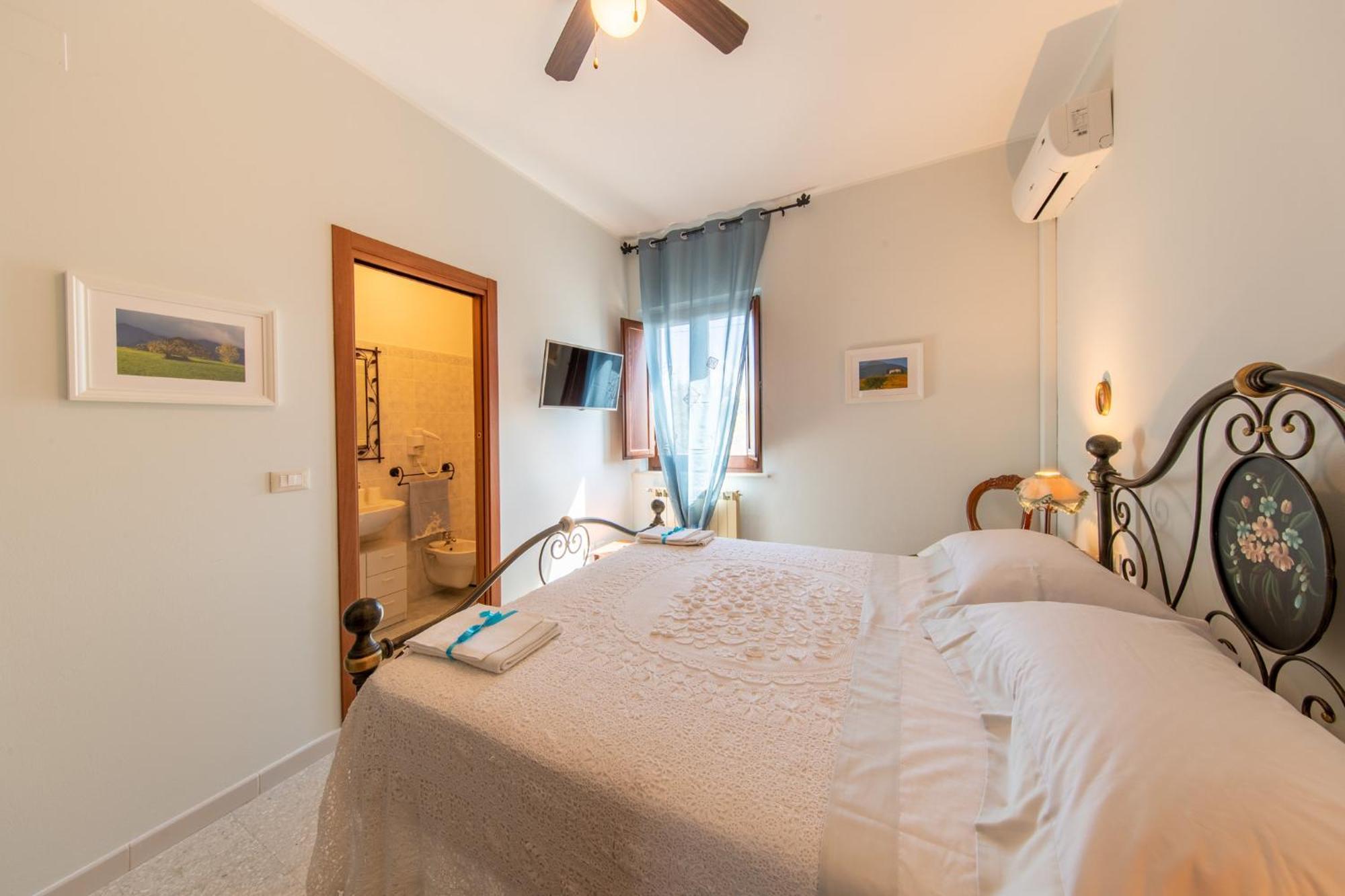 Agriturismo Isola Dei Calanchi - Guest House Atri Exterior photo